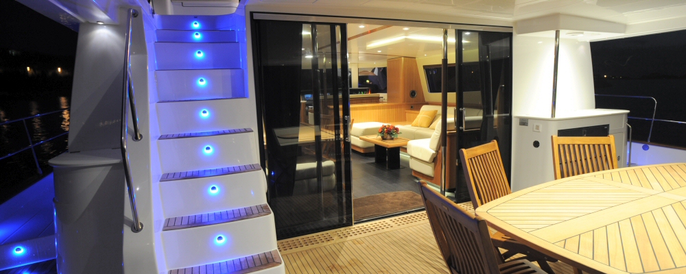 Fountaine Pajot Queensland 55 power catamaran