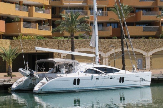 Discovery 50 catamaran for sale