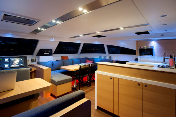 Nautitech 542 catamaran salon