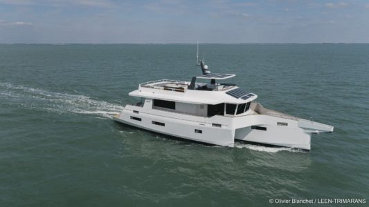 LEEN 72 Power Trimaran Trawler Yacht - Aeroyacht Dealers
