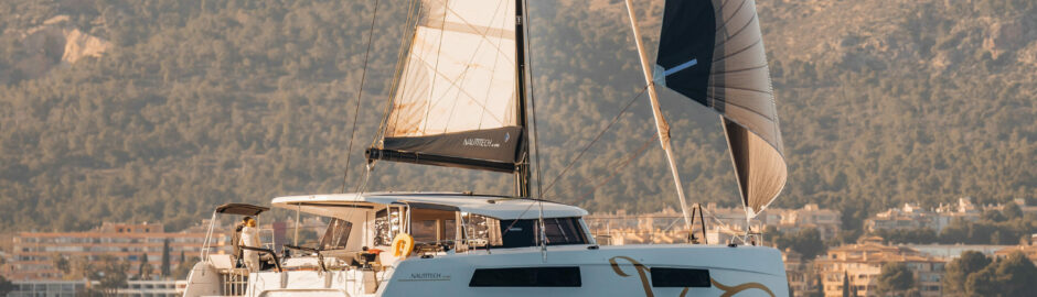 NAUTITECH 44 Open cruising catamaran