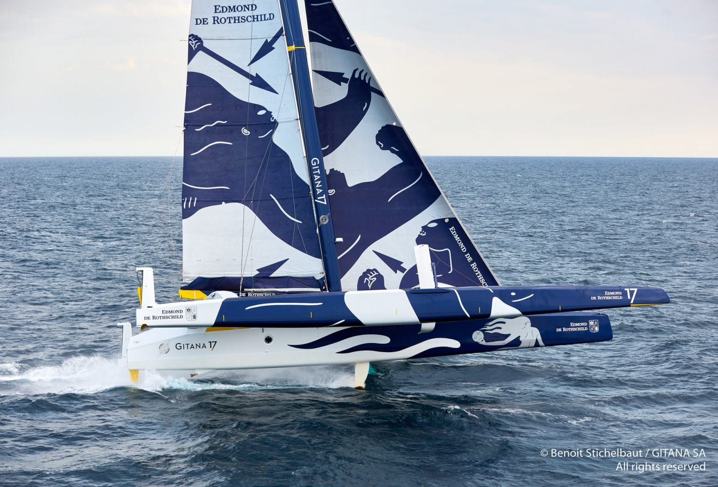 GITANA – Ultime Trimaran on Jules Verne Trophy Standby