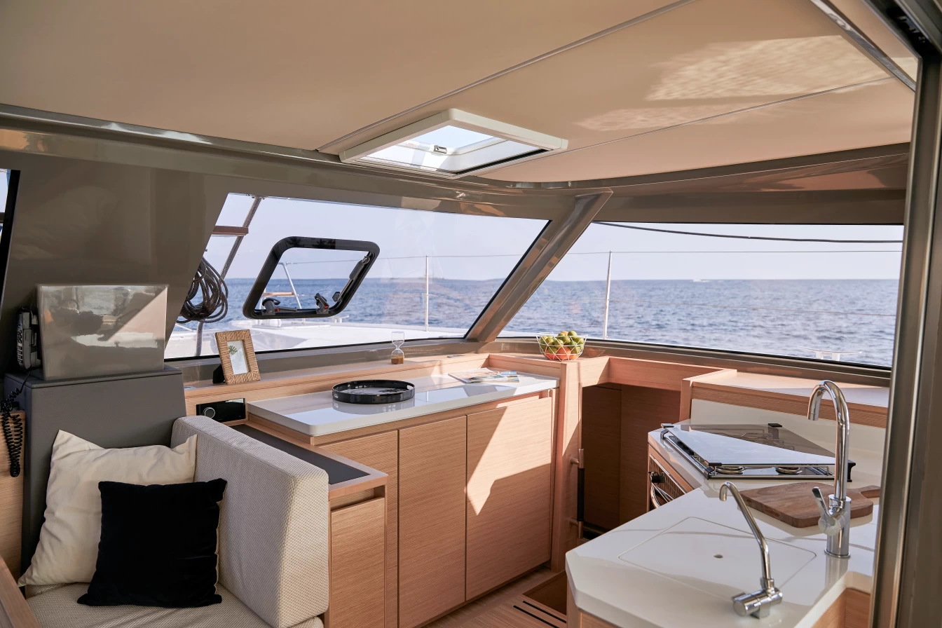 Nautitech 40 sailing multihull