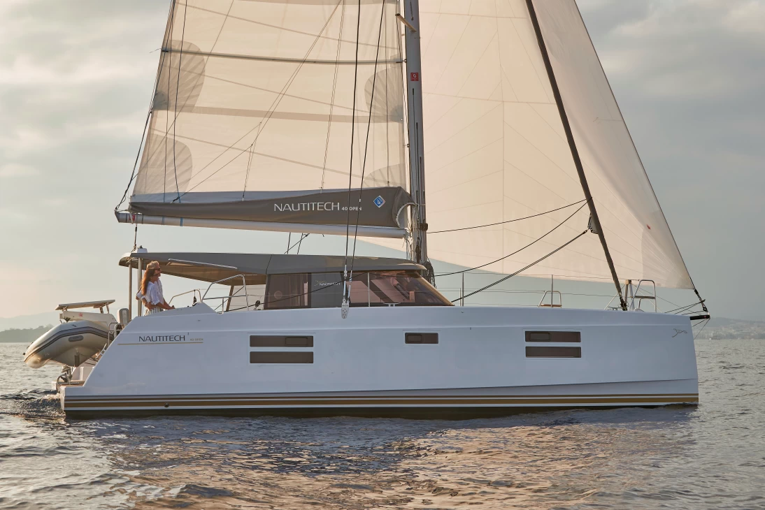 Nautitech 40 sailing multihull